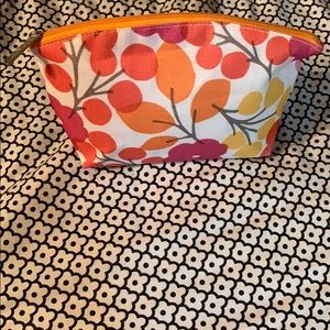 Makeup bag